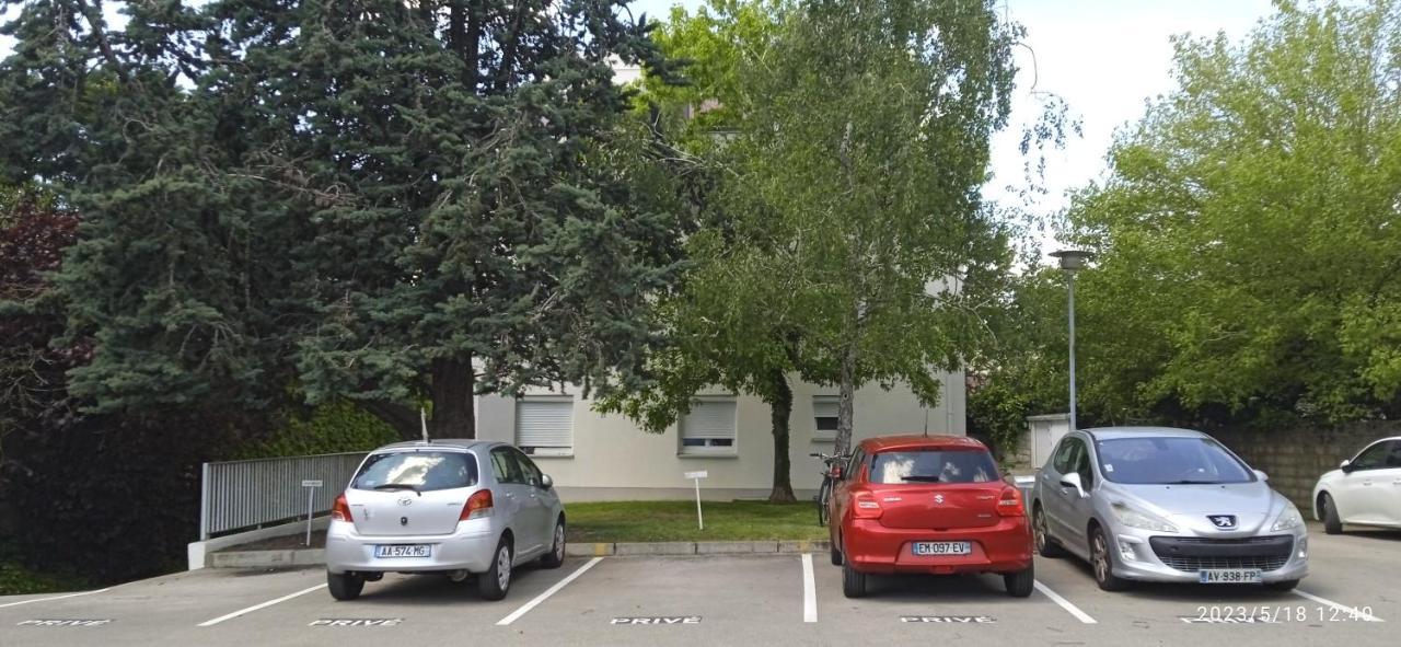 Le Phenix A Internet Haut Debit & Parking Dijon Exterior foto